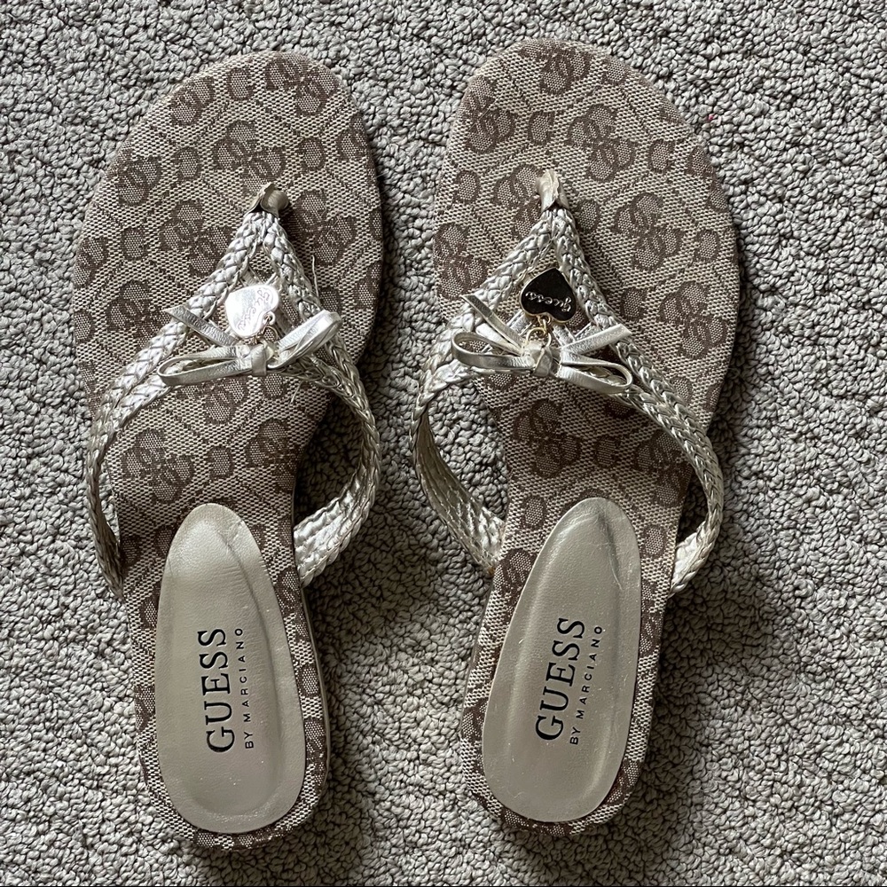 Guess // Gold sandal - Picture 3 of 8